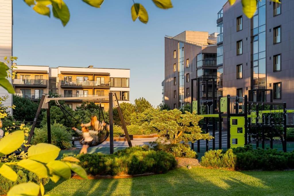 Bright Kaunas Apartment With Castle View エクステリア 写真